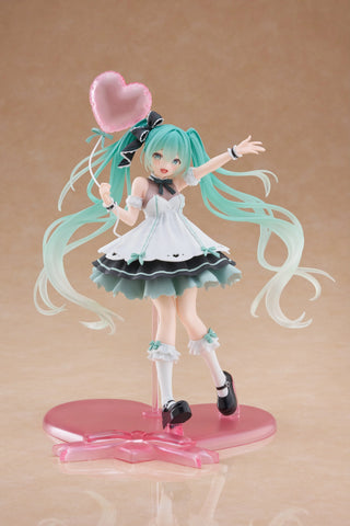 Hatsune Miku (Birthday 2025 Ver.) Taito Figure New